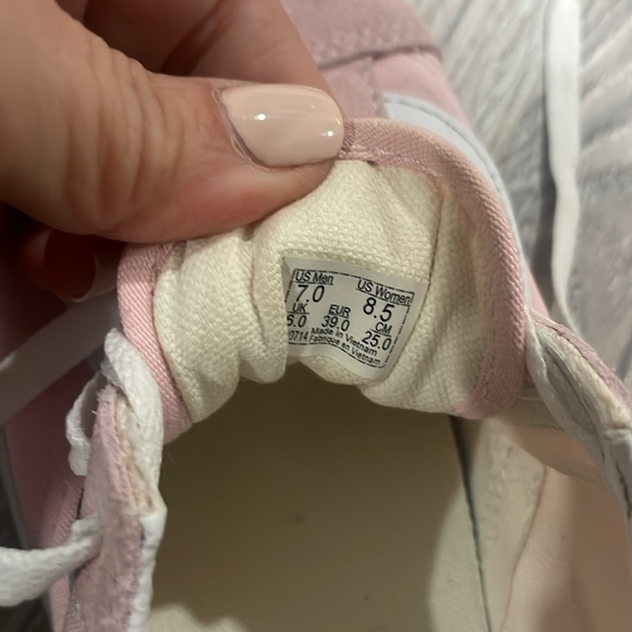 Lightly worn Vans women’s sneakers - Picture 4 of 4